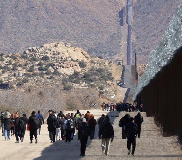 Business Before Politics: A Call for Border Bipartisanship in Congress 