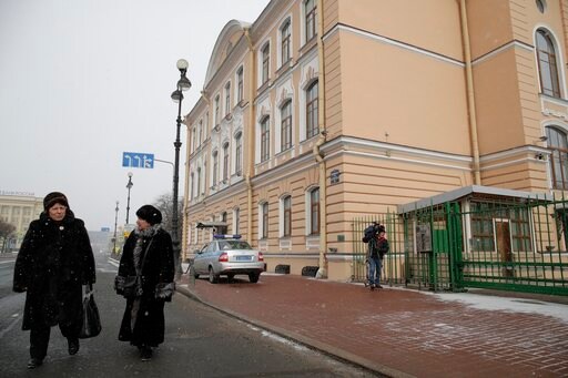 Russian Diplomat Hints UK Lab Could be Nerve Agent Source