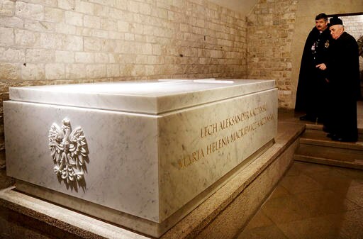 Poland's Former President to be Reburied after New Autopsy