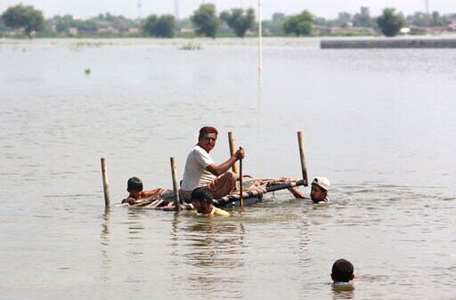 Pakistan Appeals for More Aid for 33M Affected by Flooding