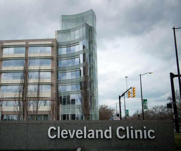 Hospitals to Pay US $28M to Settle False Spinal Treatment Claims