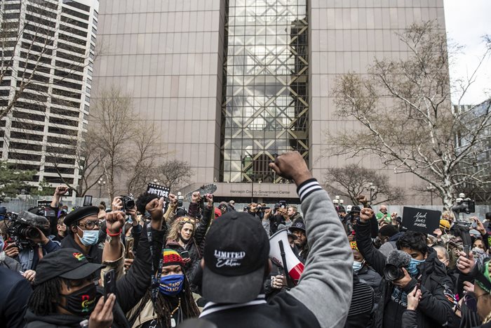 Dershowitz to Newsmax TV: Chauvin Conviction 'Should Be' Reversed on Appeal