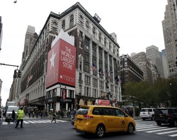 Macy's to Cut Jobs, Shut Stores Amid Weak Holiday Sales