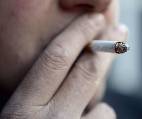 Hawaii First State to Raise Minimum Smoking Age to 21