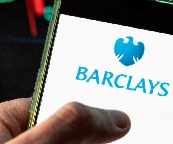 Barclays Cuts Investment Banking Jobs