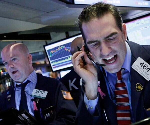 S&P, Dow Hit Record Highs as Oil, Bank Stocks Gain
