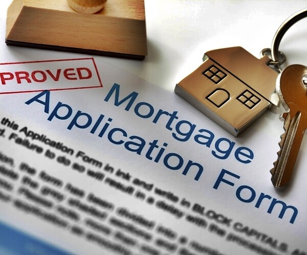 Mortgage Applications Rise 2.7 Percent as Rates Pause After Surge
