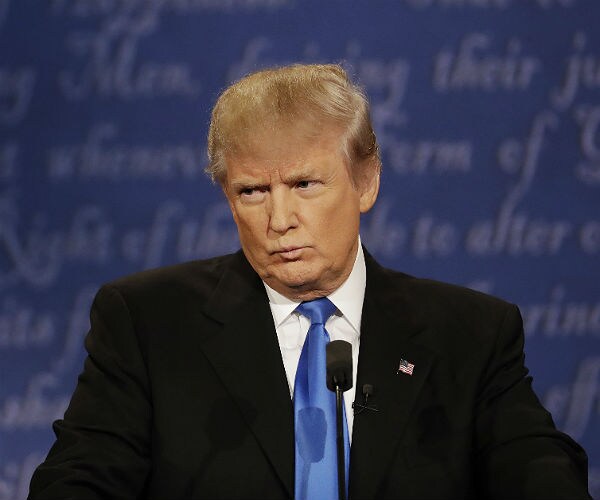 Body-Language Expert: Trump Showed 'Nervousness' at Debate