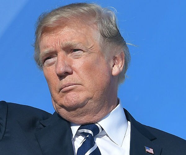 CNN Poll: Trump's Approval Rating Stays at 37 Percent