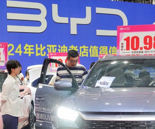Berkshire Hathaway Sells $39.8M Shares of China's BYD