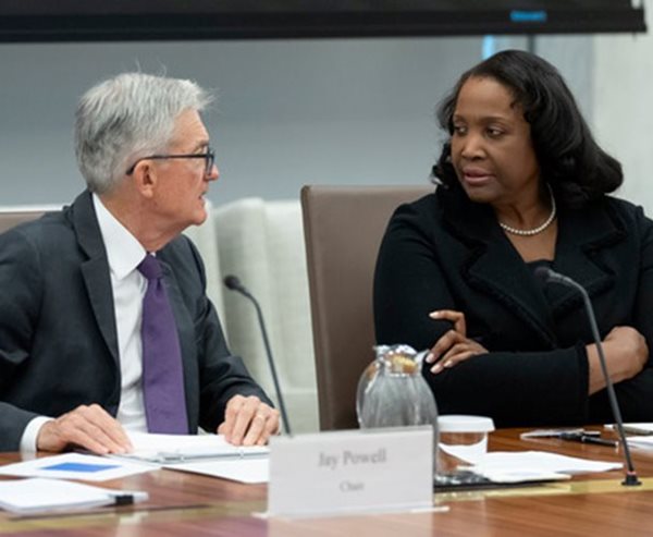 Trump Admin Renews Push to Fire Fed Gov. Lisa Cook