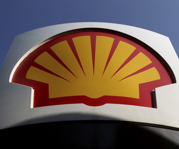 Shell Earnings Tumble to 11-Year Low on Oil, Weaker Refining 