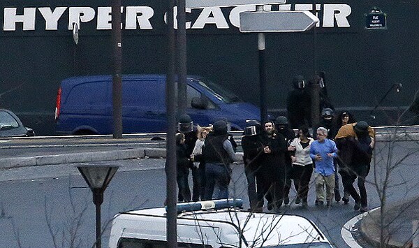Paris: Kosher Grocery Store Hostage-Taker Wounds Several  
