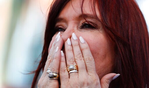 Argentina's Cristina Fernández Delights Crowd as Vote Looms