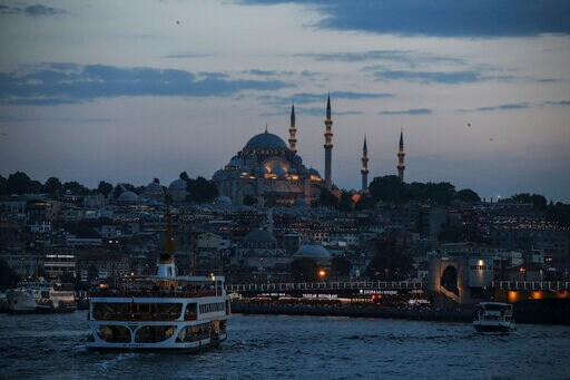 Turkey's Erdogan Faces Challenge in Istanbul Poll