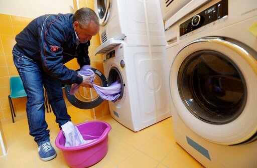 Pope Francis Opens Free Laundromat for Homeless