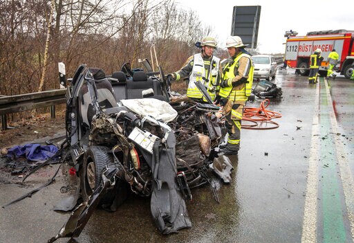 Germany: 3 Polish Men Killed in Collision with Pig Truck