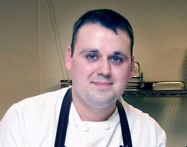 Homaro Cantu, Celebrity Chef and Owner of Chicago's Moto, Found Dead