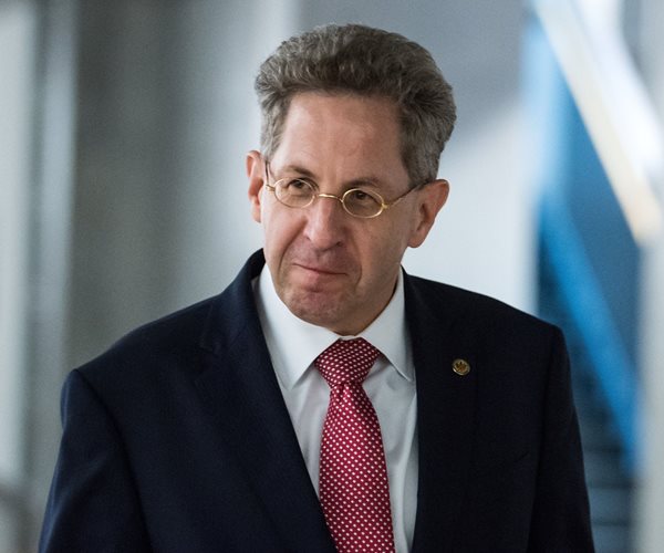 Top German Spy Loses Job in Merkel Clash Over Anti-Migrant Violence