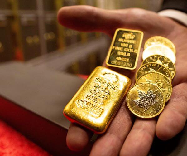 Gold at Record High as Political Uncertainty Boosts Safe-Haven