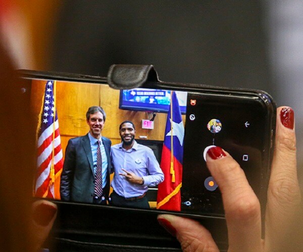 Beto O'Rourke Raises $6.7M to Keep Cruz Upset Bid Flush