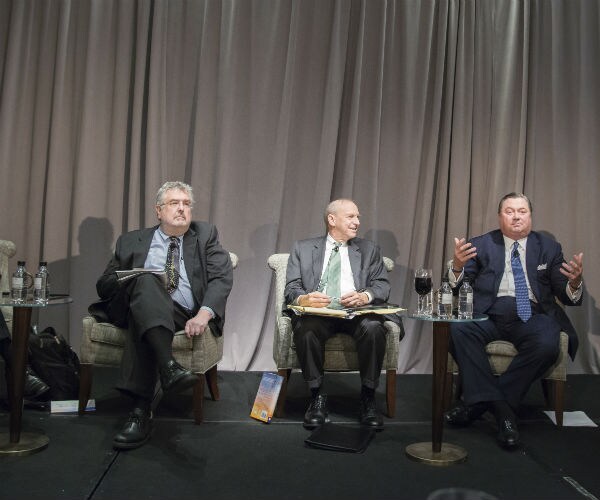 40 Percent Believe Rule by Experts Works in Govt