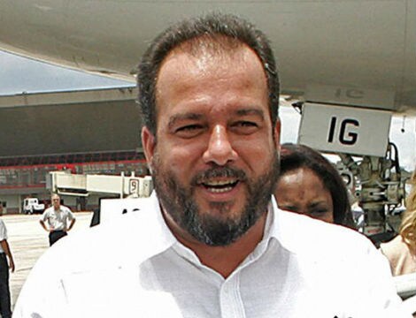 Cuba Names Tourism Minister to Be 1st PM Since 1976 