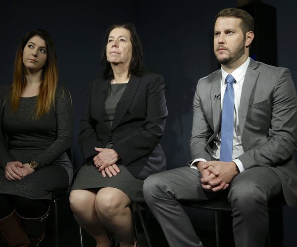 Family of American Missing in Iran Plans Florida Rally