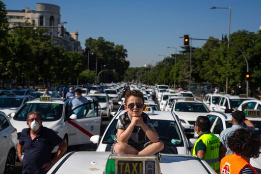 Cab Drivers in Madrid Protest amid low Post-outbreak Demand
