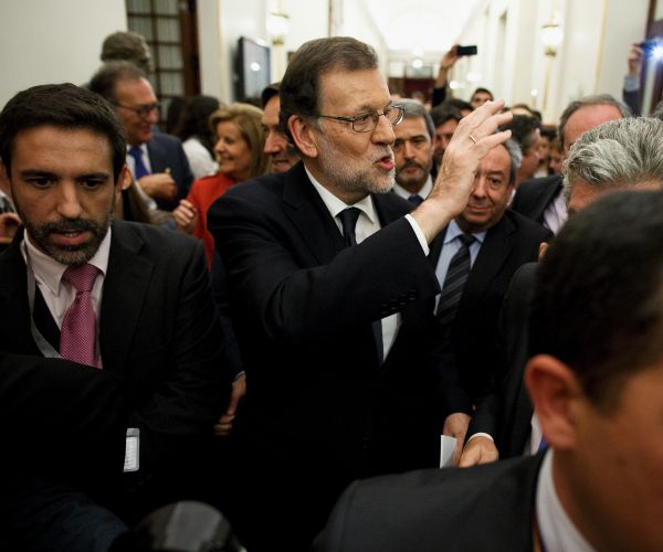 Mariano Rajoy Wins Parliamentary Vote to Become Spain's Prime Minister 