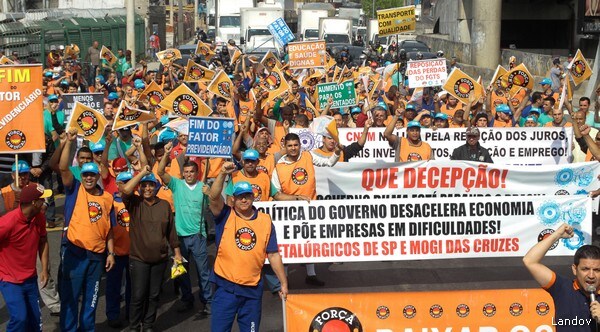 Brazilians Stage Protests and Strikes With World Cup Weeks Away