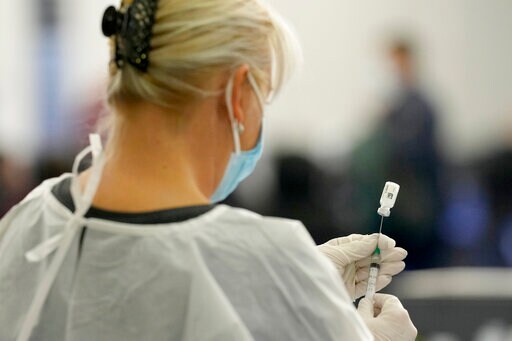 Despite Croatia's Virus Surge, Russians Fly in to Get Jabs