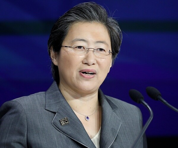 Many Women CEOs Saw Raises Last Year, but Ranks Remain Thin 