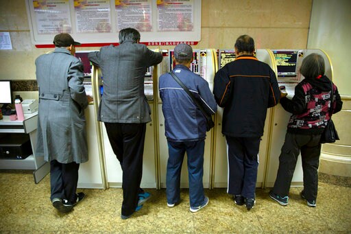 Chinese Leaders Struggle to Dispel Stock Market Gloom