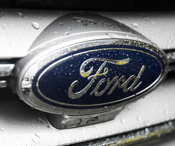 Ford Begins Cutting 1,000 Jobs in the US, Canada