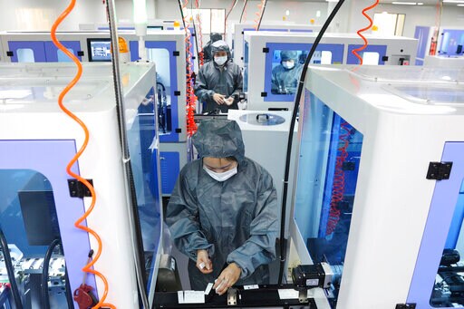 Chinese Factory Activity Edges Higher in December