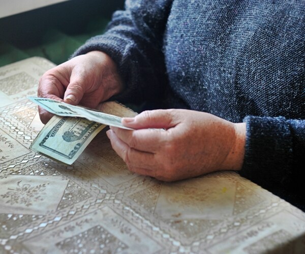 NerdWallet: 3 Sites to Help Aging Parents Organize Details