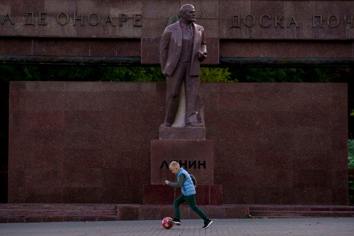 Moldovans to Choose President in Decisive Runoff Overshadowed by Fraud and Intimidation Claims