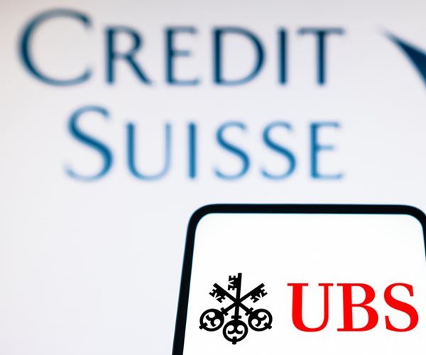 Swiss Prosecutors Probing UBS-Credit Suisse Union