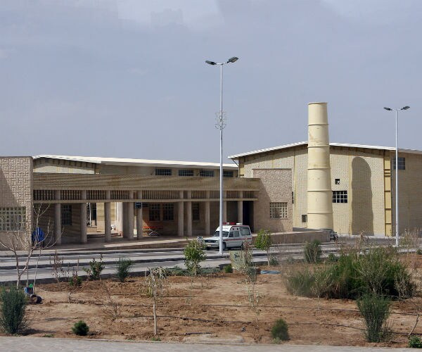 natanz nuclear enrichment facility iran  