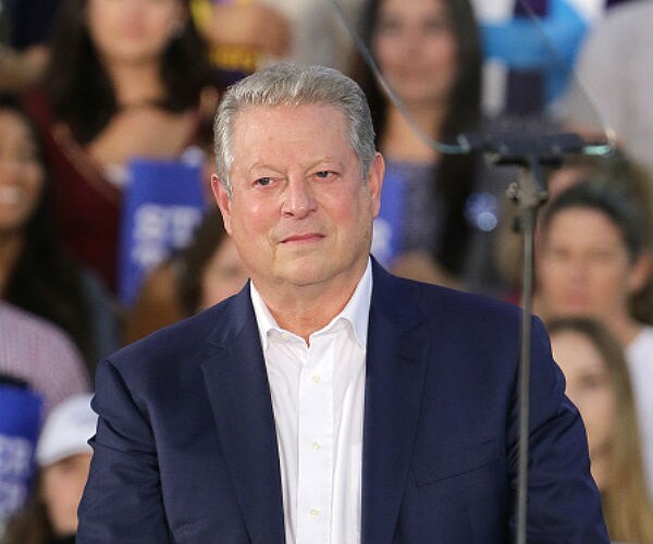 Trump Aides: Gore Too Refused to Accept Election Results