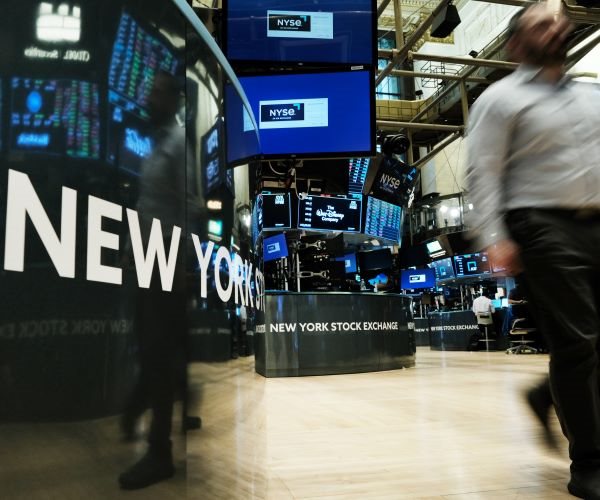 Wall Street Futures Modestly Higher Ahead of Fed Rate Call