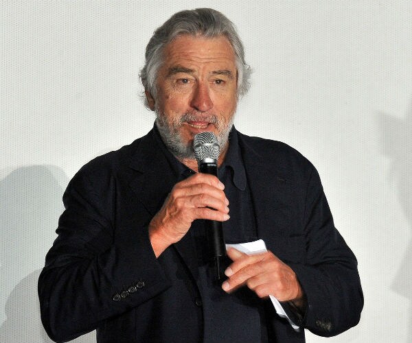 Robert De Niro: Donald Trump Is 'Totally Nuts'