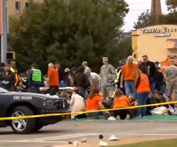 Police: 3 Dead, 22 Injured After Homecoming Parade Crash