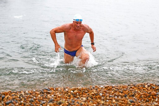 Athlete Becomes First Person to Swim English Channel Length