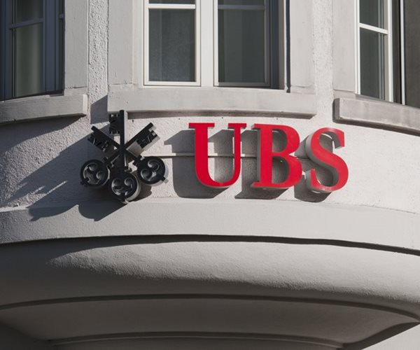 Enlarged UBS to Cut up to 30% of Jobs