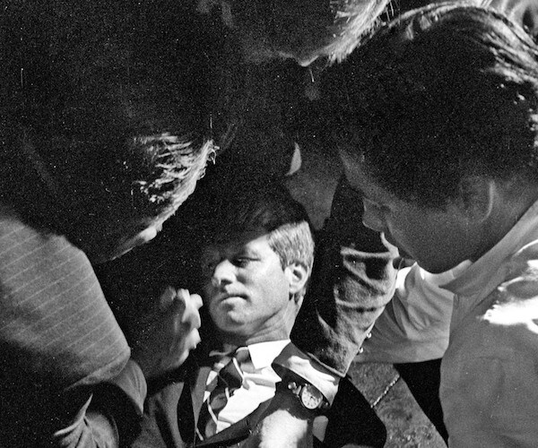 juan romero at the aid of senator robert f kennedy