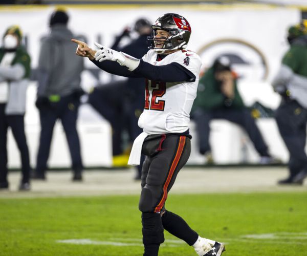 Brady, Buccaneers Advance to Super Bowl, Beating Packers 31-26 in NFC Championship