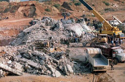 40 Years after Bombing That Killed Americans in Beirut, US Troops again Deploy East of Mediterranean