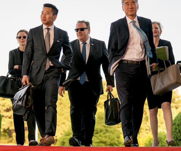 Pompeo in Pyongyang to Seek Concrete Nuclear Commitments